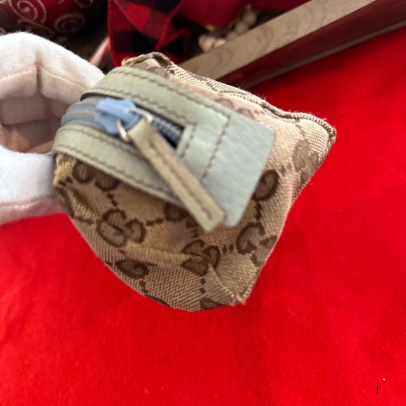 GUCCI GG Logo Canvas Cosmetic Pouch Bag - Picture 7 of 13